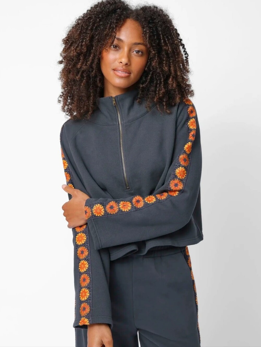 NATURALLIFE Gray Cropped Granny Square Crochet Quarter Zip Sweatshirt Oversize L